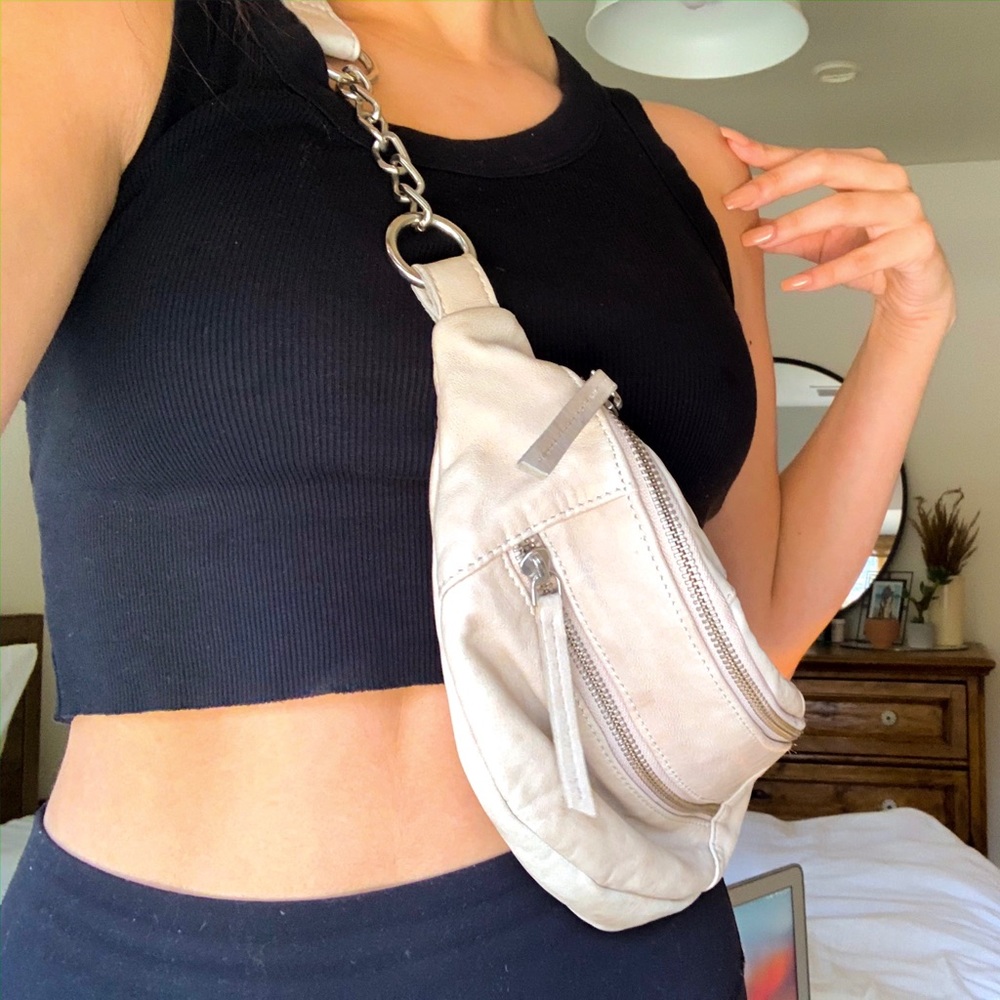 FREE PEOPLE RILEY CHAIN BELT BAG